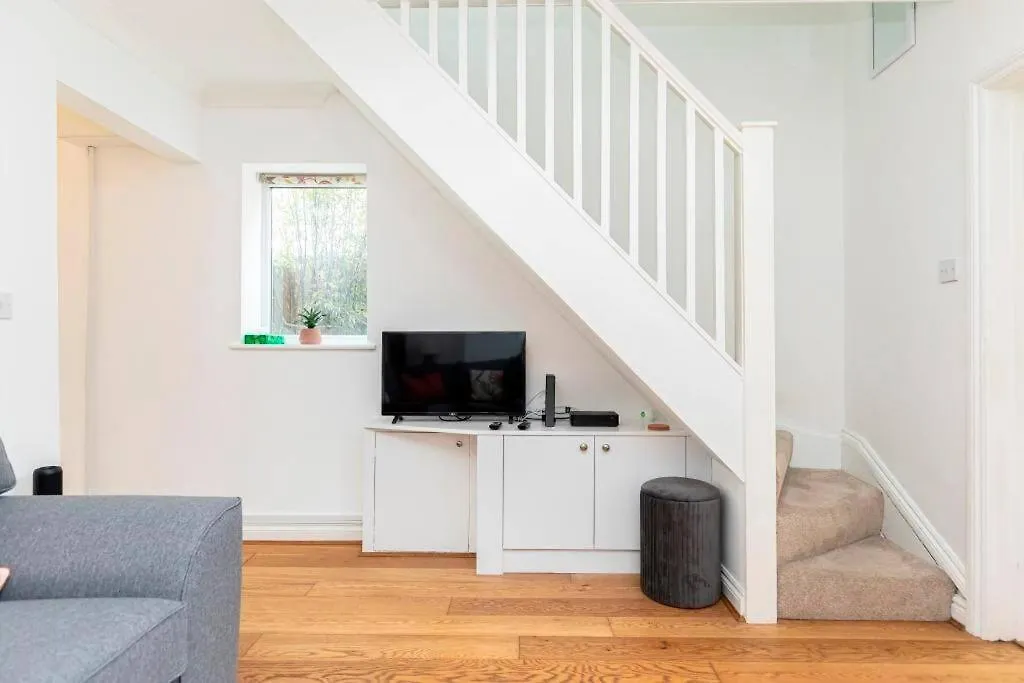 Bournecoast - Lovely Two Bedroom Victorian Holiday Home - Garden - Wifi - Hb8500 Bournemouth